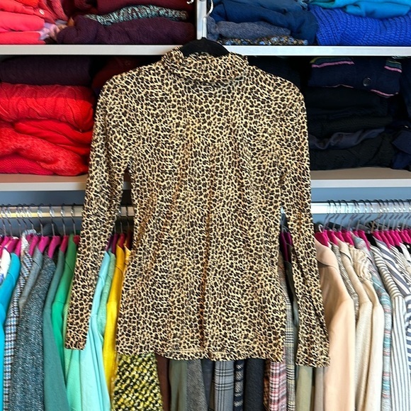 J Crew brown/black/tan leopard long sleeve turtleneck top size XS NWT​ - Picture 1 of 3
